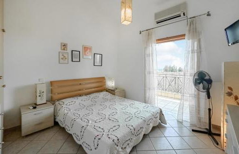 Lovely Home In Kamari Xylokastro - Foto 18