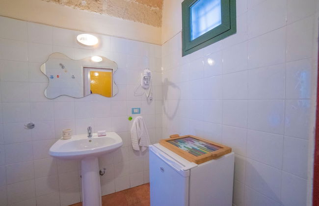 Masseria Le Palmentelle Pool And Garden - Photo 17