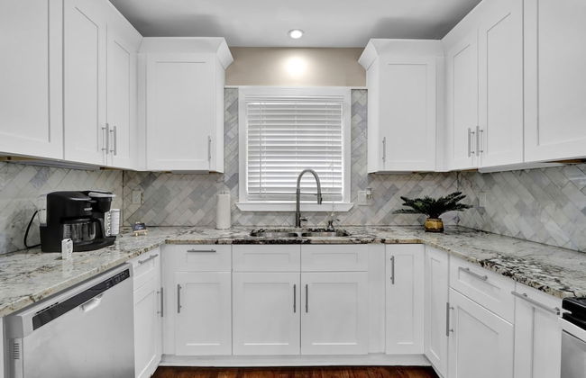 Heart of Buckhead Message Now for Summer Special - Foto 18