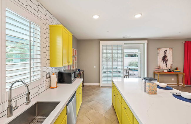 Kaleidoscope by Avantstay Colorful Escape + Pool - Foto 14