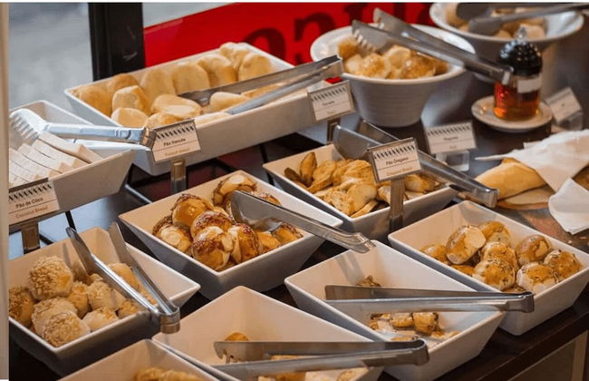 Completo em Hotel Localização Perfeita - Photo 38