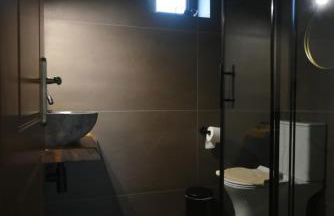 Ta Petrina - Foto 98