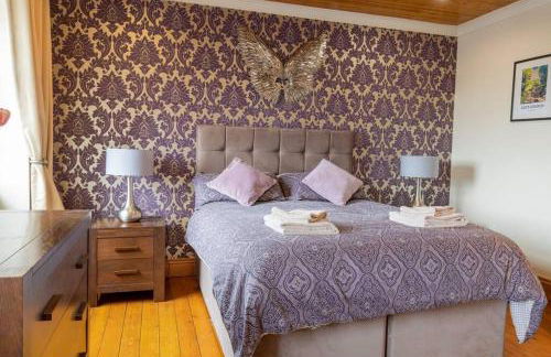 Beautiful Grade II listed apartment. - Photo 12