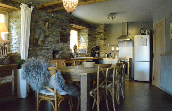 Cottage With Foosball & Garden - Foto 18