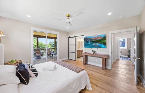 NEW Spacious Clarkson Getaway w Games & Yard - Foto 19