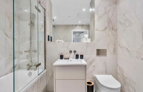 Amity Hirst by Artsy - Foto 20