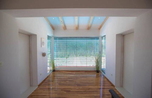 Luxury villa with a swimming pool Vrpolje, Sibenik - 21843 - Photo 25