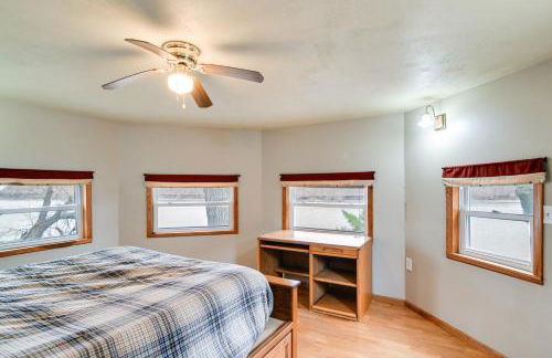 6 Mi to Dtwn Pella Riverfront Cabin with Game Room! - Foto 21