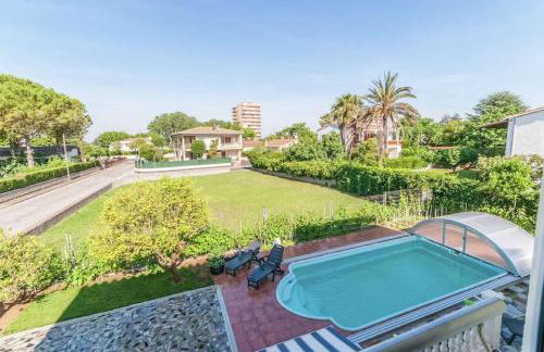 Villa espaciosa cerca de la playa de Sant Pere Pescador - Foto 27