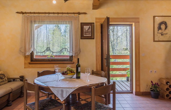 Adorable Home With Pool & Hot Tub Surrounded by Beautiful Nature - Photo 17