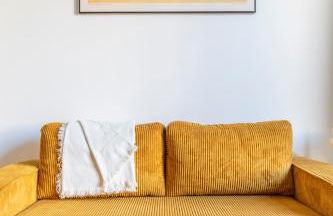 Petit jaune, T2 centre ville Marseille avec balcon - Foto 8