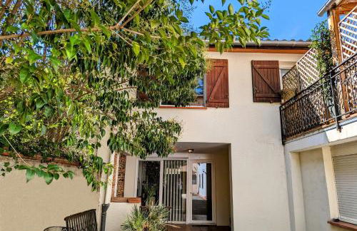 Grand duplex - Parking privé - Centre - Calme - Foto 3