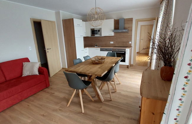 3 bedroom Apartment in Velden am Wörther See with garden - Photo 2