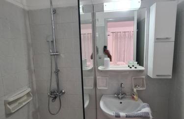 Crown Apartments - Photo 38