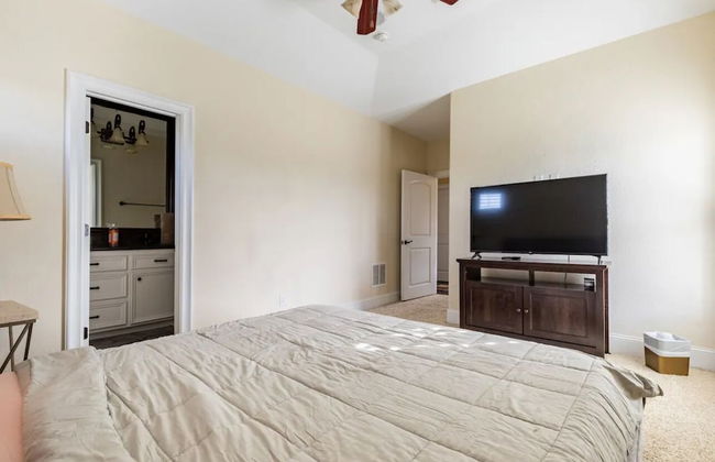 BIZI near Galleria Mall - Foto 4