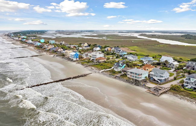 Oceanfront w/ Pool, Panoramic Deck Views, 5bdr Folly Ocean Breeze by Avantstay - Foto 75