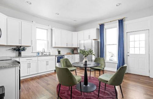 Beautiful House near downtown and fountain square 4BD BBQ Games FirePit - Foto 15