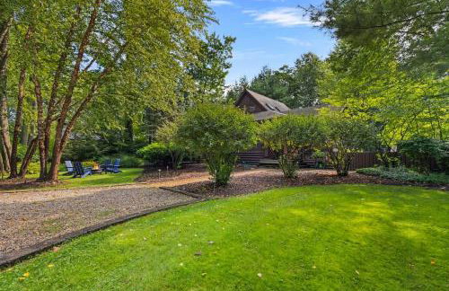 Bella and Dulce's Lakehouse by Juniper Holiday + Home - Photo 45