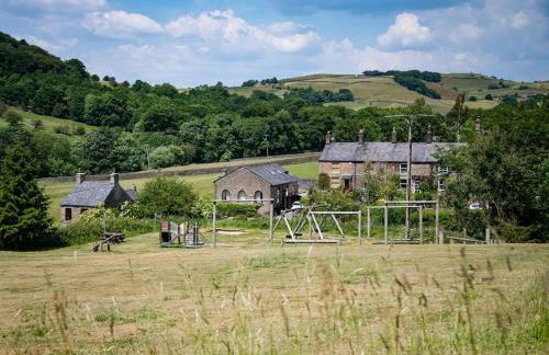 Beautiful Country Cottage - Photo 20