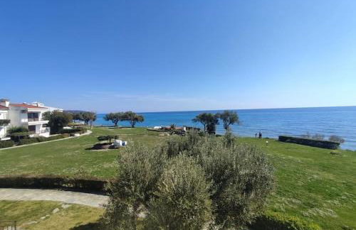 Beachfront Charming Maisonette - Foto 9