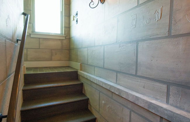 Eureka Springs Treehouses, Hobbit Caves & Castles - Photo 7