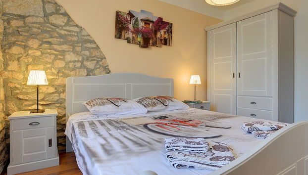 Spacious Holiday Home in Rakalj With Pool - Foto 2, Habitación