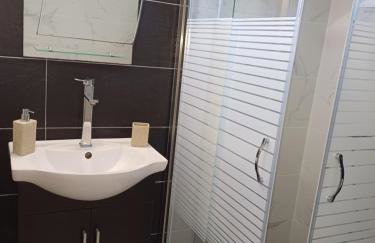 G.Tzanis Luxury Apartments - Foto 10