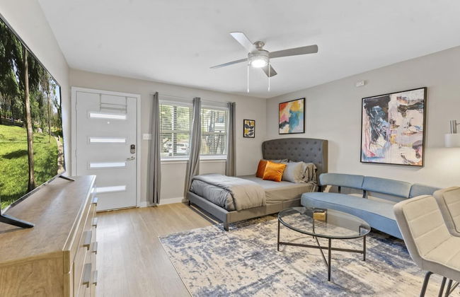 Cozy Chic Studio Close to Downtown and Domain - Foto 7