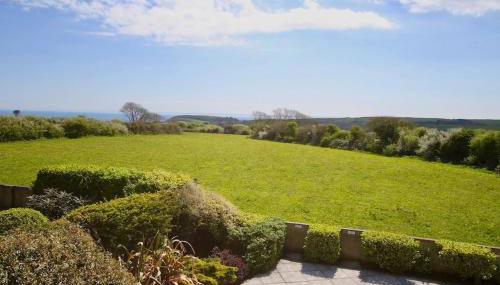 Two Bedroomed Holiday Cottage with Sea Views - Foto 3