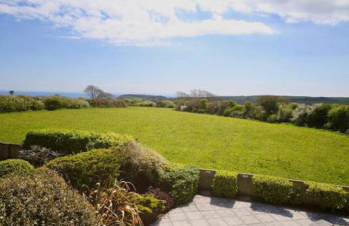 Two Bedroomed Holiday Cottage with Sea Views - Foto 3