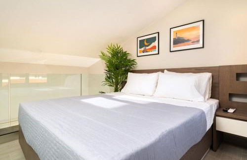 Theros By The Sea - Photo 2