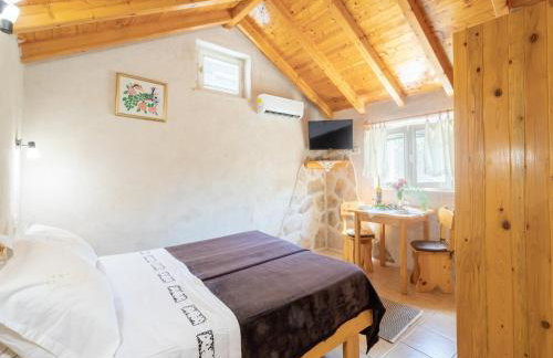 Stone House Harmony -Studio Apartment with Patio and Garden View 2 - Photo 52