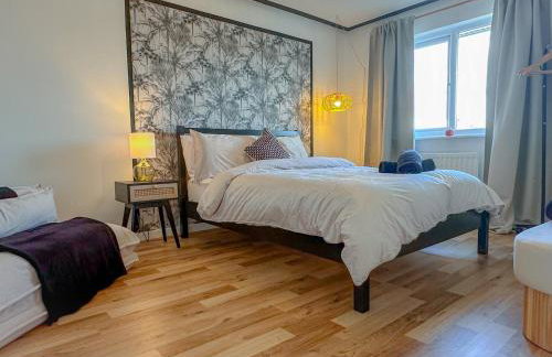 Perfect Booking 3 Bed Home in Central Bracknell - Foto 12