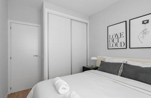 Cozy 2 bedroom apartment with patio - Photo 14