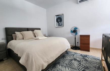 Ibiza Sunshine Hideaway - Photo 35