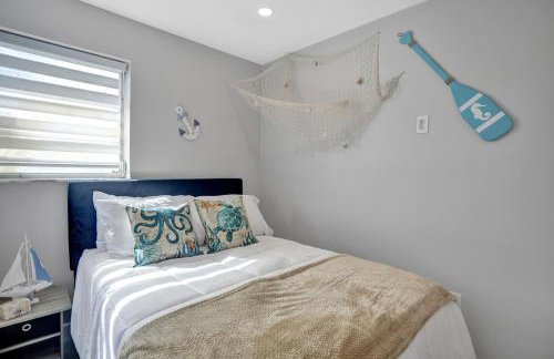 Modern 4 Bedroom -Kosher - Heated Pool - Game Room - Foto 15