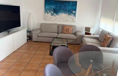 Duplex with spacious terraces and stunning sea views, right next to the beach - Foto 7