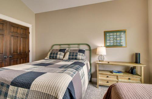 Flippin Home with Deck and Grill Steps to White River - Foto 25