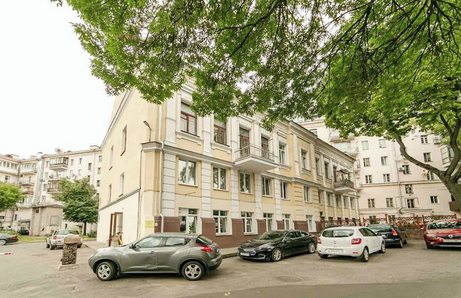 Studominsk Apartments K. Marksa - Photo 9