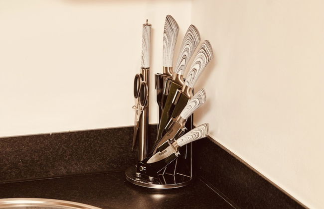 Deluxe City Apt, Riverside Canal View&free Parking - Foto 19