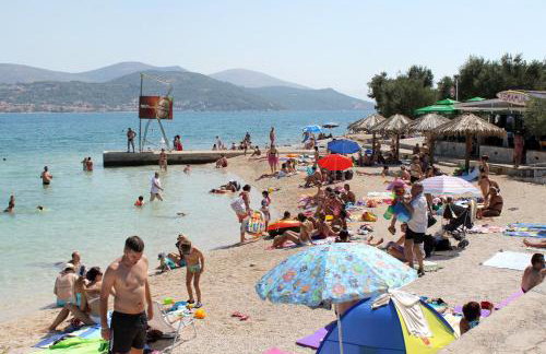 Family friendly house with a swimming pool Pozorac, Trogir - 10317 - Foto 5