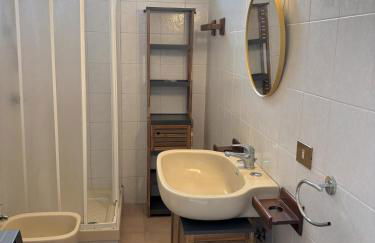 Bosa appartamento Bouganville con vista mare ampio terrazzo - Foto 7