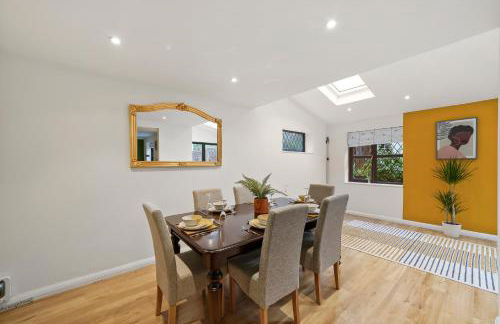Beautiful 5 bedroom house in Stone, Aylesbury, Free parking - Foto 17