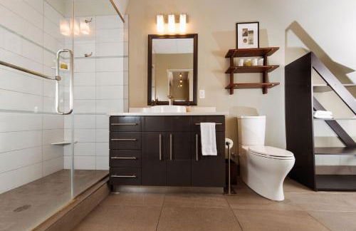 Downtown Luxury 2BR Penthouse Loft - Sleeps 6-8 - Foto 11