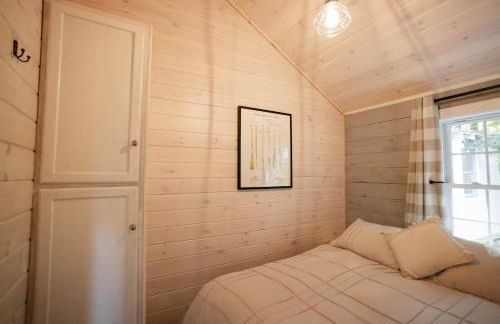 Gables End Escape Lakefront Dock Kayaks - Photo 65