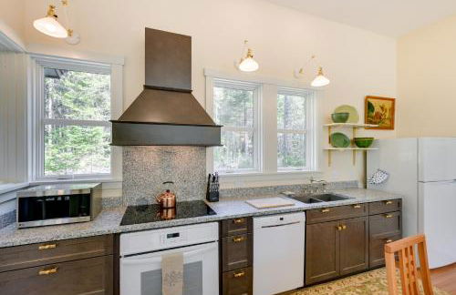 Stunning Seal Cove Home Near Acadia National Park! - Foto 13