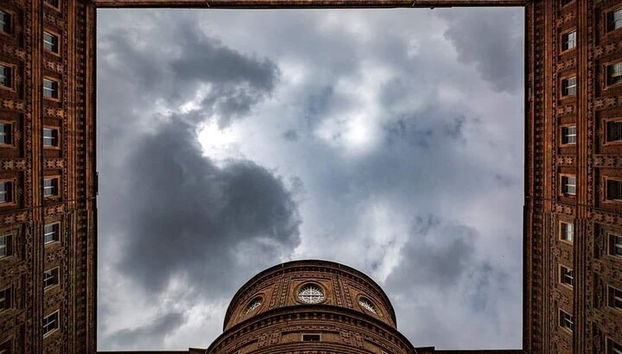 Tour a pie exprés por Turín - Foto 5, Patio del Palacio Carignano