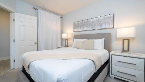 WorldQuest 3BR Condo 10 min to Epcot - Photo 5