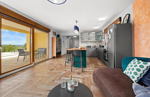 Villa Rok with Private Pool & Sunset Views near Pula - Foto 9