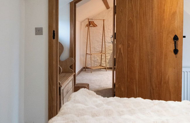 Coach House - Lovely Home in Cheltenham - Photo 4